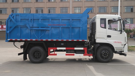新款東風(fēng)污泥運(yùn)輸車